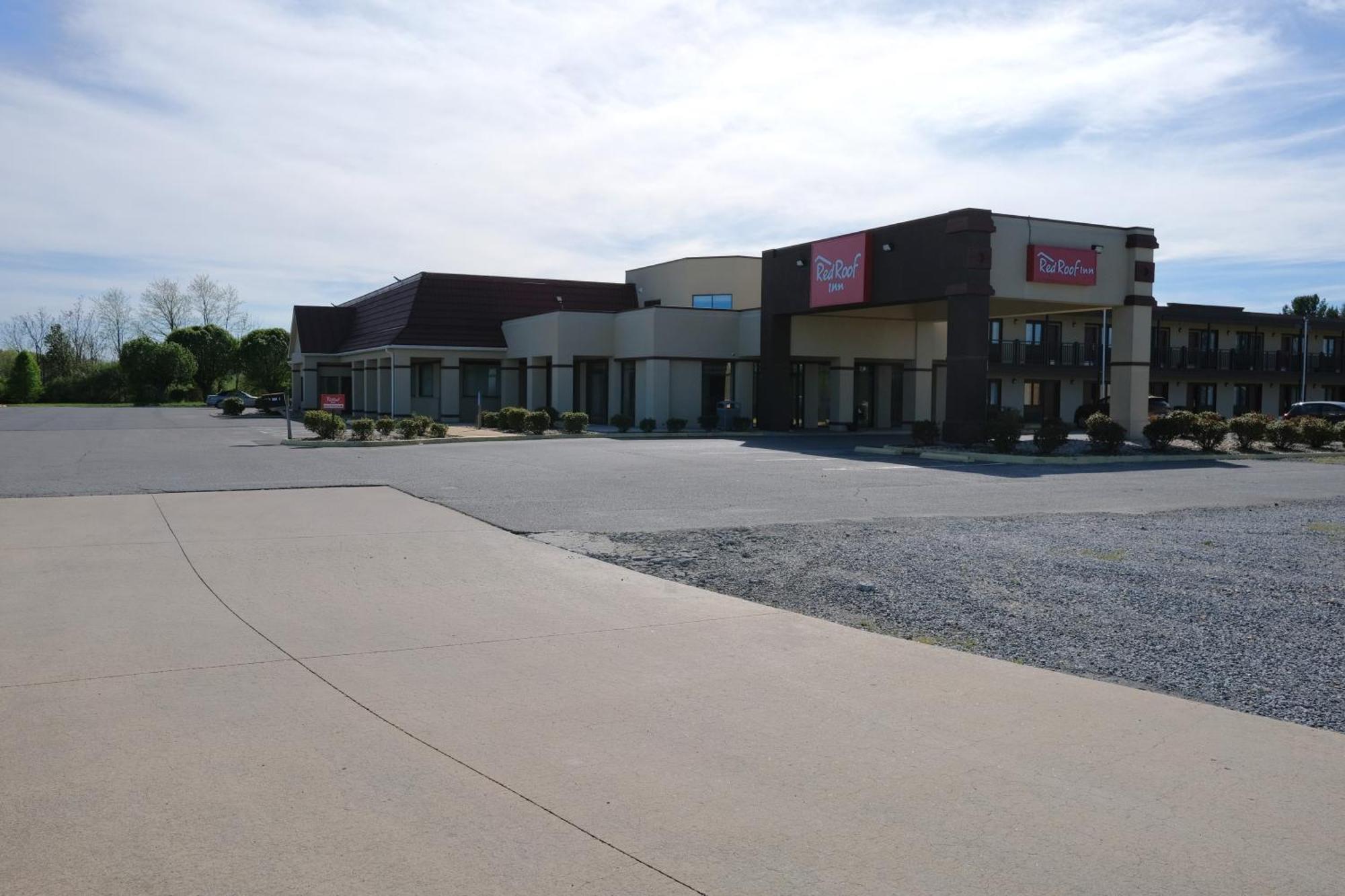 Red Roof Inn Staunton Exterior foto