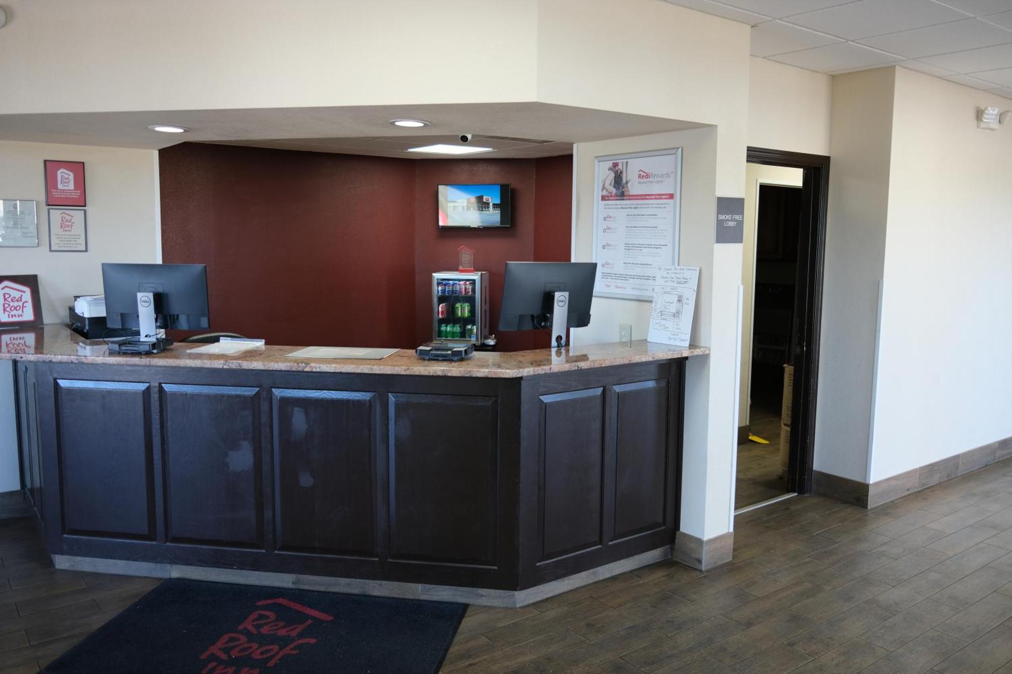 Red Roof Inn Staunton Exterior foto